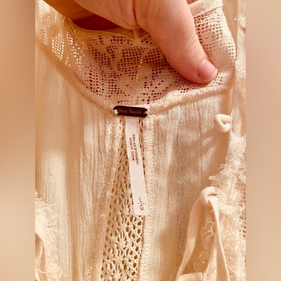 💖RARE FREE PEOPLE WHIMSICAL CREAM MINI DRESS💖 - Picture 4 of 6